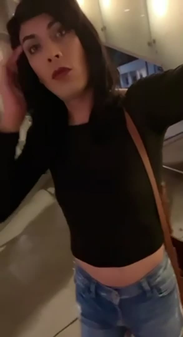 High Heels Jean Shorts video by Redmarierose — amateur