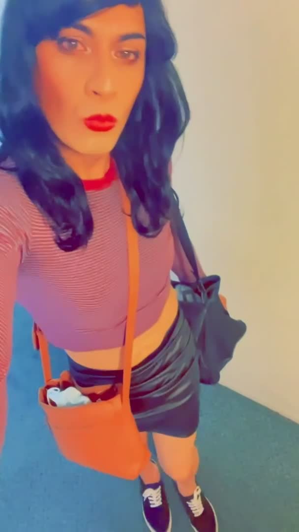 Blowjob Car Sex featuring Redmarierose — sissy