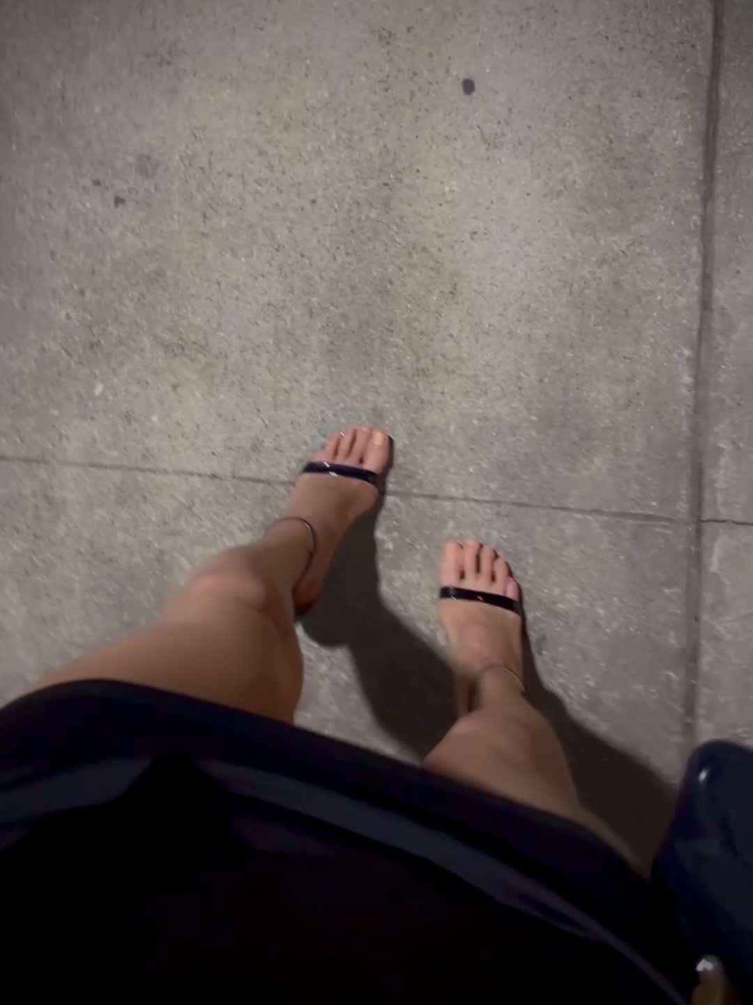 Feet Feet Fetish video by Redmarierose — nails